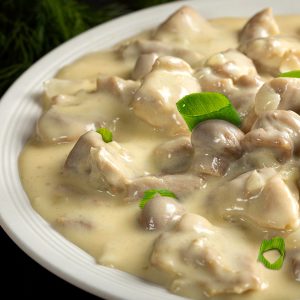 Piept de pui cu smantana si ciuperci